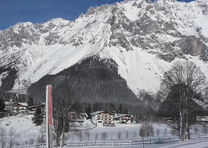 Alpehytte Abendstille *